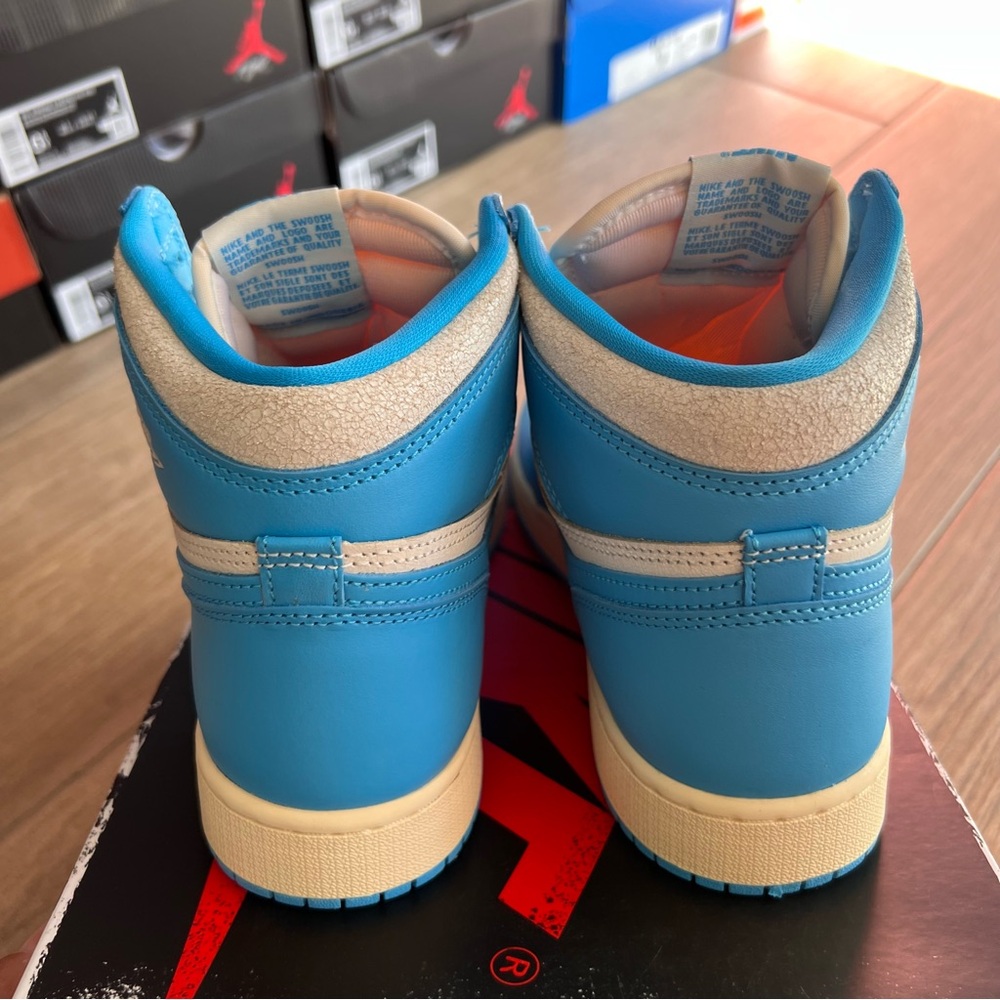 Air Jordan 1 Retro High OG GS - Picture 6 of 7